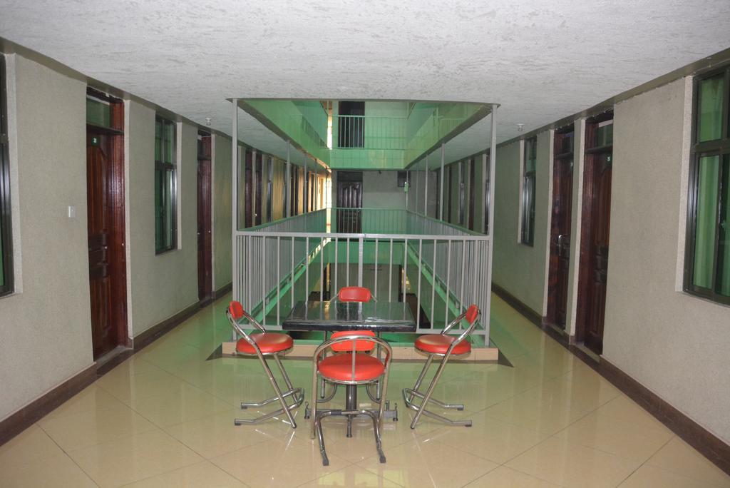 Starehe Link Hotel Nairobi Extérieur photo